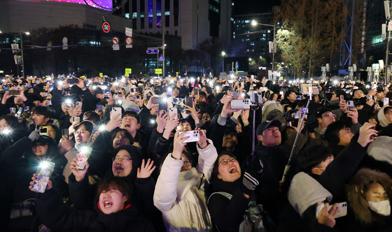 [뉴스1 PICK]"고마워, 을사년. 잘 부탁해, 병오년"