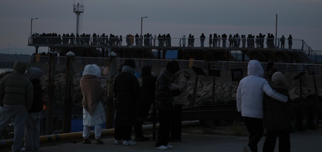 병오년 첫 일출 보기 위해 비응항 찾은 시민들