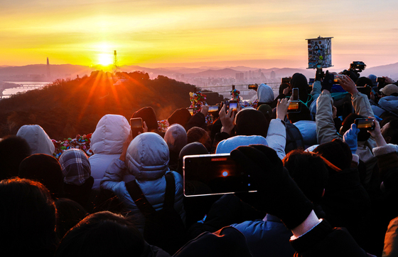 병오년(丙午年) 첫 일출
