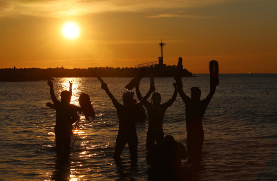 "새해엔 적토마처럼 달리자"…전국 곳곳 해맞이 '인산인해'(종합2보)