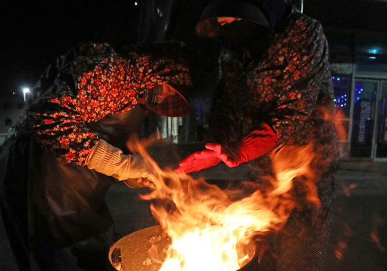 [오늘의 날씨] 강원(2일, 금)…산지 아침 -19도, 영동 '불조심'
