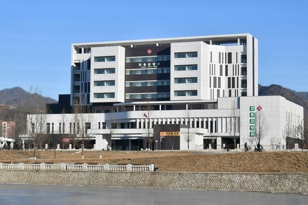정부, 北에 93억원 의료장비 지원…이르면 다음 달까지 남포항 반입