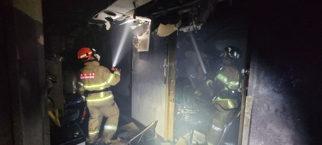 새해 첫날 안양 종합병원 화재로 320명 대피…인명피해 없어