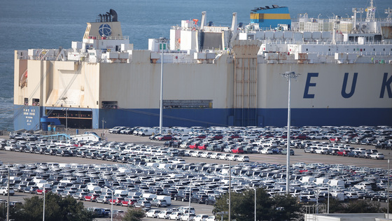 "7000억 달러 시대 열었다"…韓, 6번째 수출 강국 대열 합류