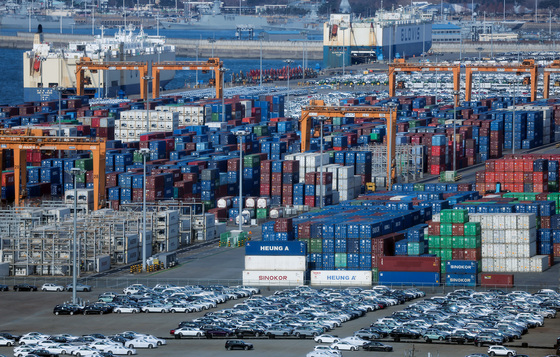 '반도체 호황' 작년 한국 수출 7천억 달러로 역대 최고치