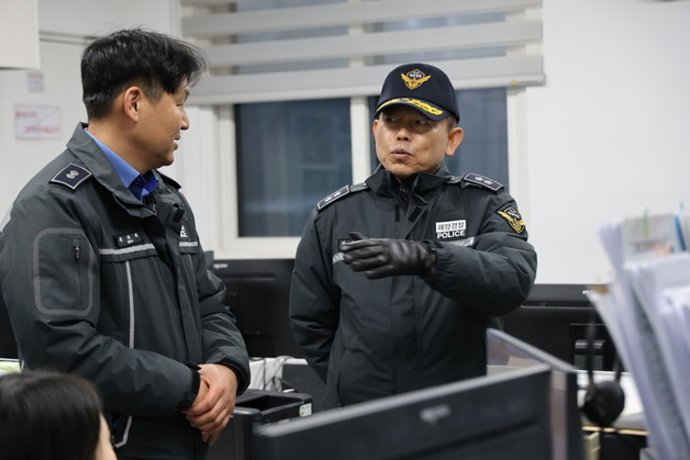 "안전한 해맞이" 현장 점검하는 김인창 동해해경청장