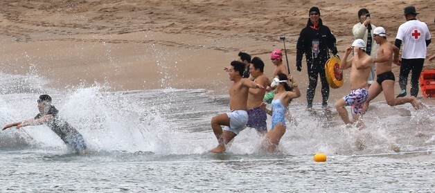 희망찬 2026년을 서귀포 겨울바다에서