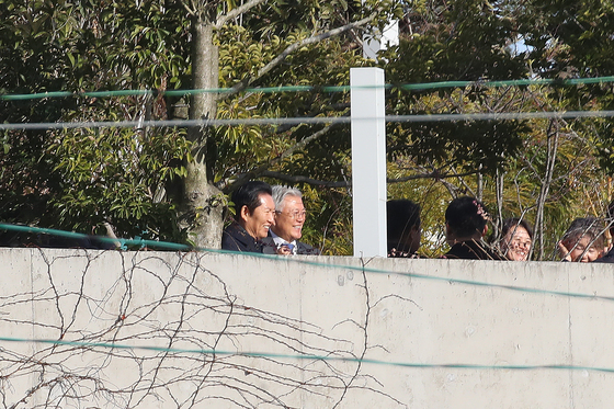 활짝 웃는 정청래 대표와 문재인 전 대통령