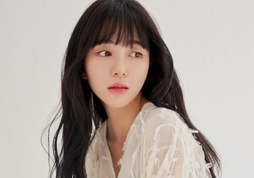 권민아 측 "악플·허위사실 유포, 심각한 정신적 피해…강력 법적 조치"