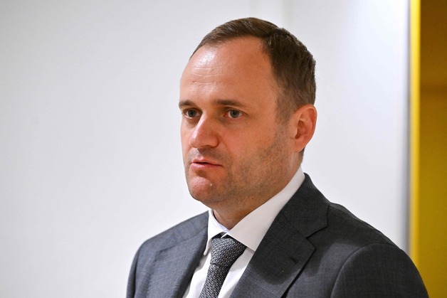 우크라 "러 드론, 오데사에서 외국 국적선 공격…2명 사상"