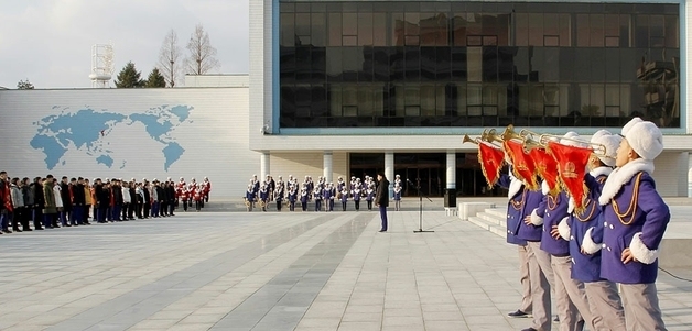 '한국 무인기 북침' 신문 2면에 공개…송도원 겨울철 야영 시작 [데일리 북한]