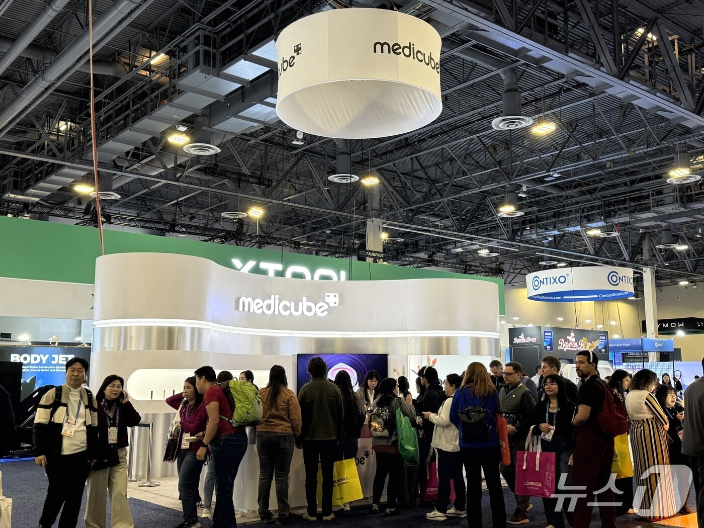 본문 이미지 - CES 2026 에이피알 전시 부스 모습 2026.1.8 ⓒ뉴스1 이정후 기자