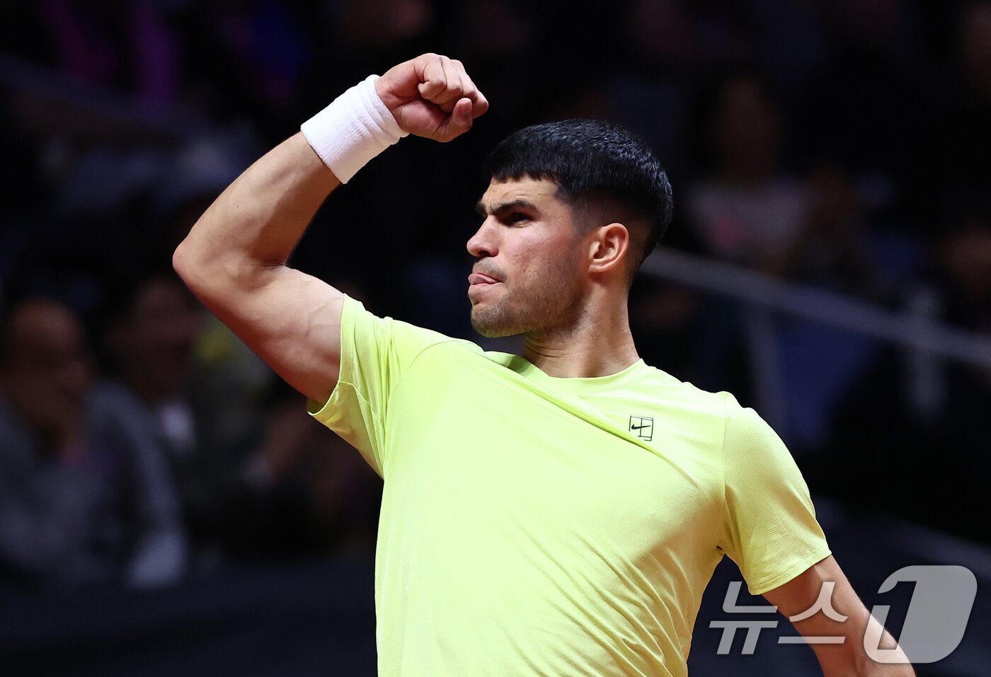 본문 이미지 - 카를로스 알카라스가 10일 오후 인천 중구 인스파이어 아레나에서 열린 현대카드 슈퍼매치 14 얀니크 신네르와의 경기에서 득점 후 기뻐하고 있다. 2026.1.10/뉴스1 ⓒ News1 김민지 기자