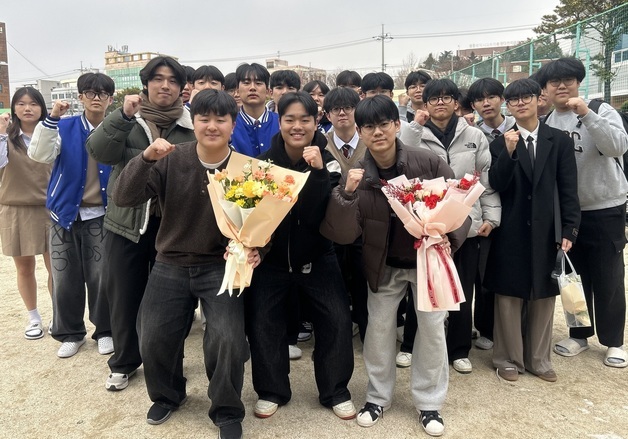 '입시 아닌 실력으로' 삼성전자 입사 뚫은 직업계고