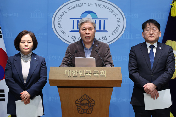 서왕진 원내대표, 정치개혁특위 관련 기자회견