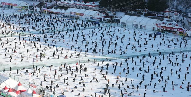 [뉴스1 PICK]대한민국 대표 글로벌 겨울축제 '2026 화천산천어축제' 개막