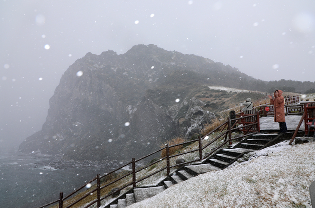 제주 중산간·동부·남부 대설주의보 해제…산지엔 폭설 계속