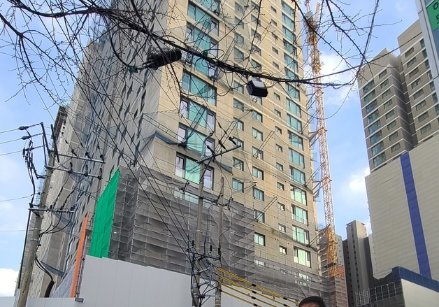 아파트 붕괴사고 설명하는 유가족 대표