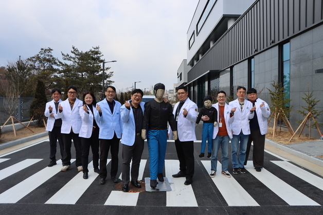 "엔진음으로 페달 오조작 증명했죠" 시청역 사고 밝혀낸 숨은 주역