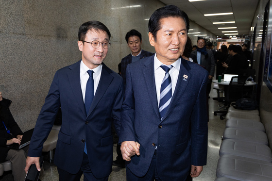 한병도 손 꼭 잡은 정청래