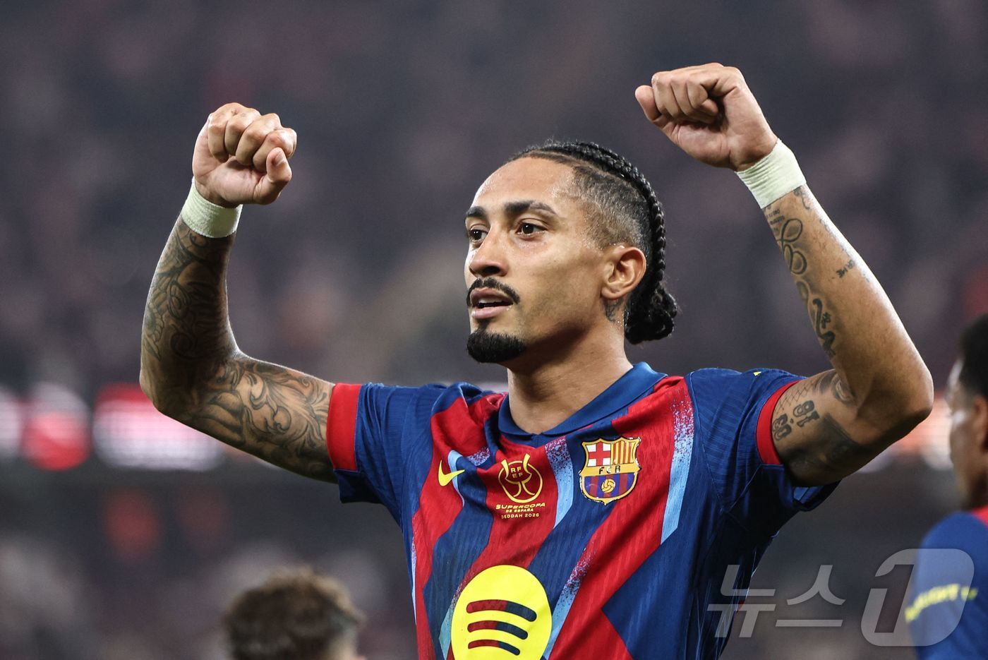 본문 이미지 - 멀티골을 넣은 바르셀로나의 하피냐 ⓒ AFP=뉴스1