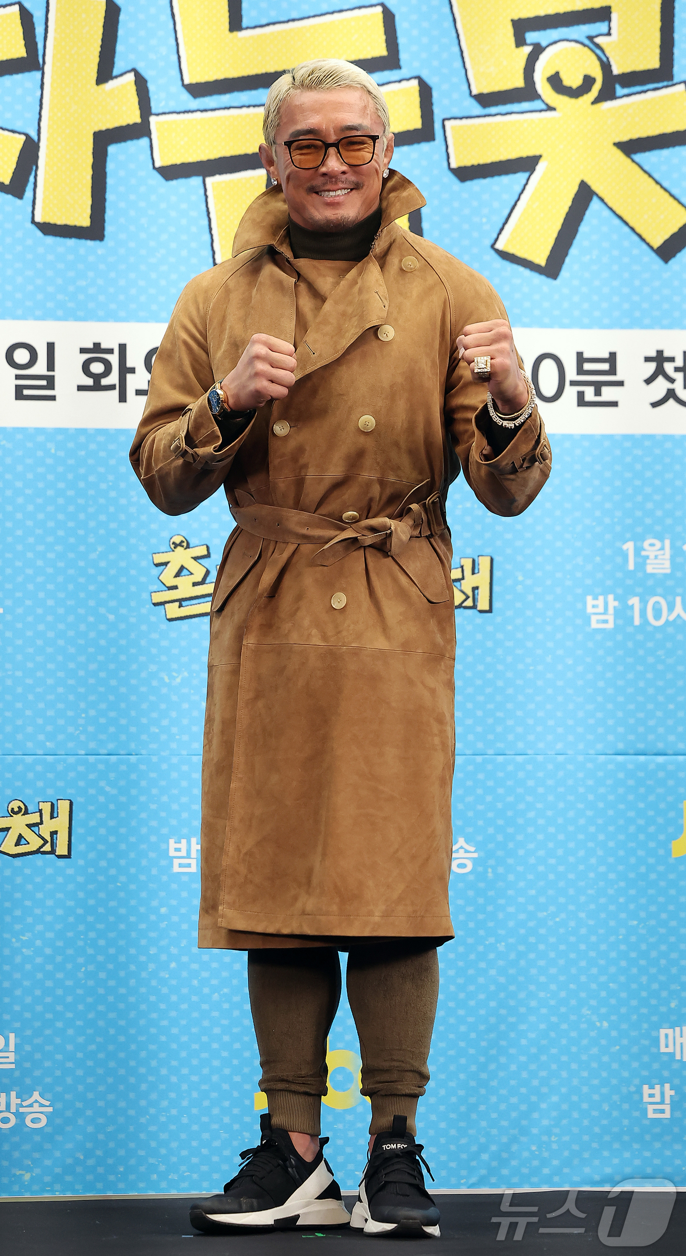 (서울=뉴스1) 김진환 기자 = 방송인 겸 격투기 선수 추성훈이 12일 오후 서울 마포구 스탠포드호텔코리아에서 열린 JTBC ‘혼자는 못 해’ 제작발표회에 참석해 포즈를 취하고 있 …