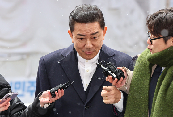 김병기 '개인금고' 추적하는 경찰…'자금 흐름' 물증 확보 관건