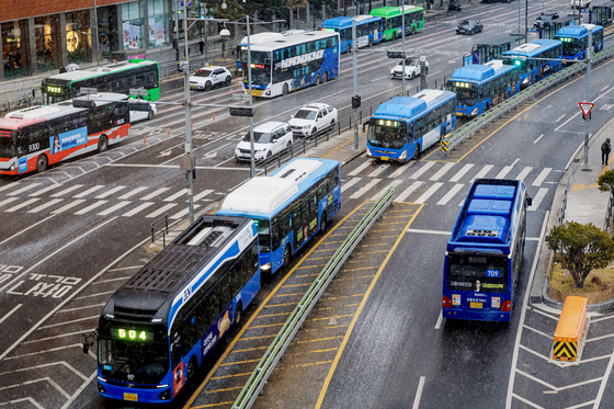 서울 시내버스 파업 D-1...노사 막판 협상