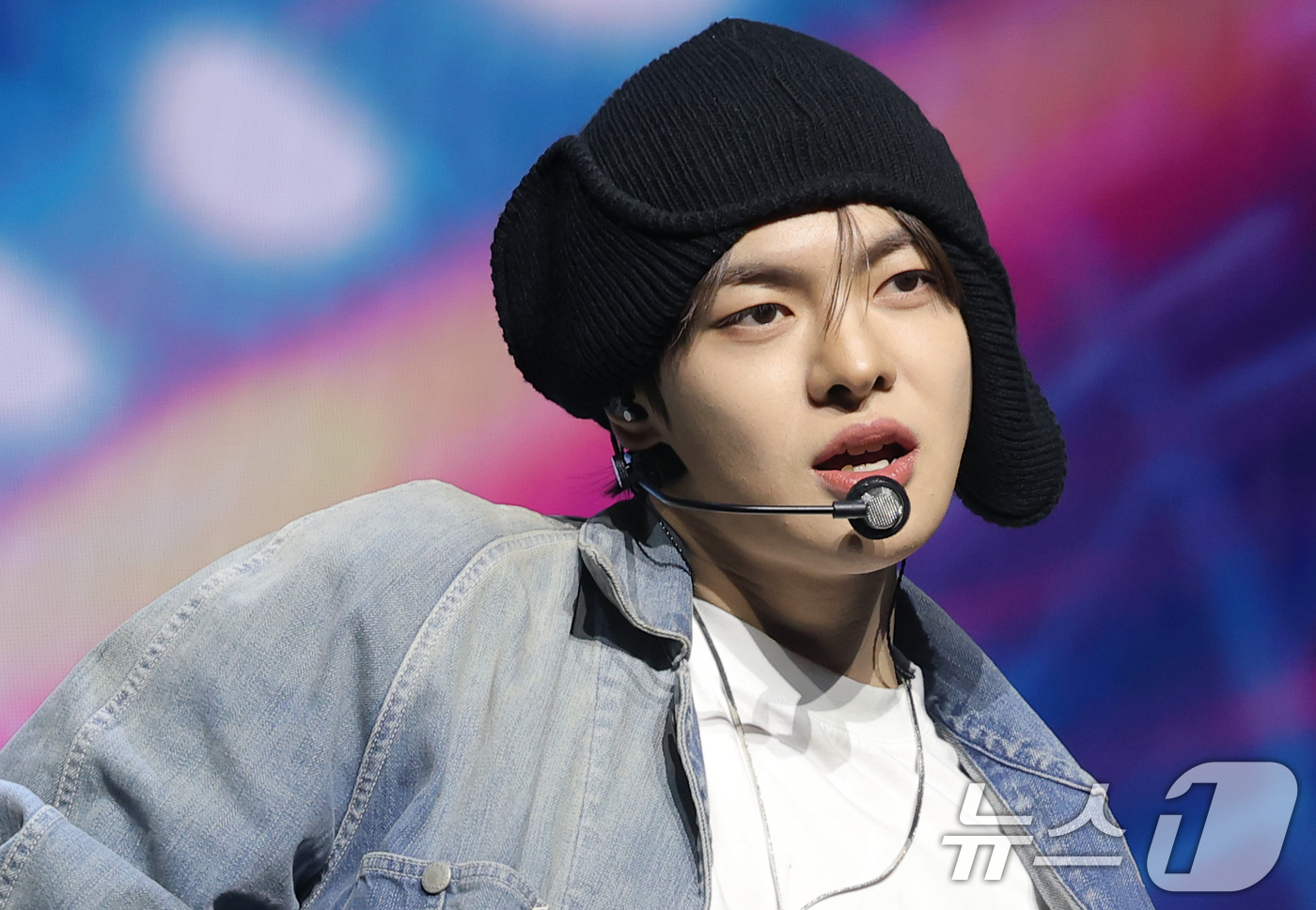 (서울=뉴스1) 권현진 기자 = 그룹 알파드라이브원(ALD1)의 리오가 12일 서울 용산구 블루스퀘어 SOL트래블홀에서 열린 미니 1집  'EUPHORIA'(유포리아) 발매 쇼케이 …