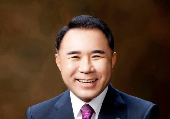 "인재가 곧 미래 경쟁력"…윤홍근 BBQ 회장의 '인재사랑'