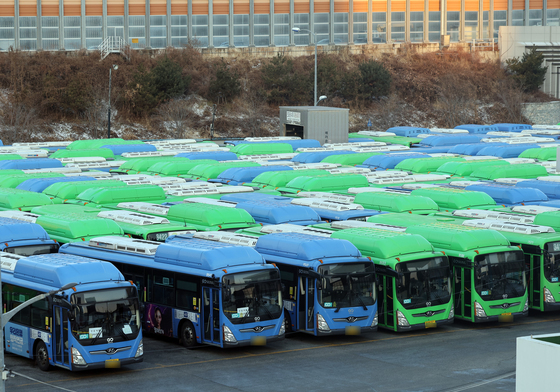서울 시내버스 총파업 돌입