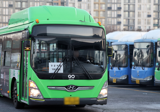 서울 시내버스 총파업 돌입…운행되는 무료 셔틀