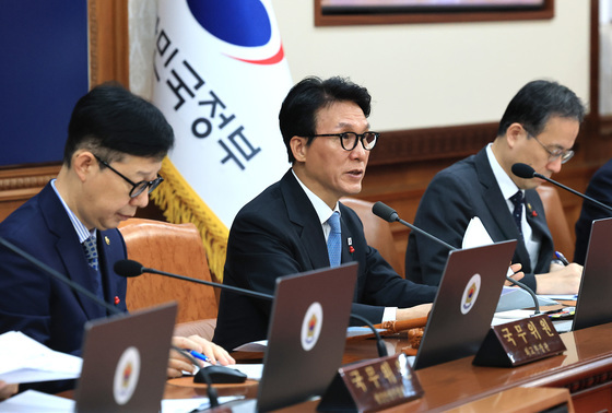 [속보] 김 총리 "사이비 이단, 척결할 사회악…통일교·신천지 철저수사"