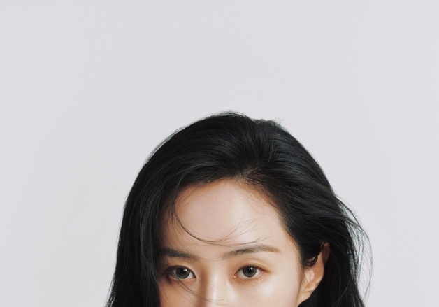 권유리, 심리 스릴러 연극 'THE WASP(말벌)' 출연 확정…6년 만의 무대