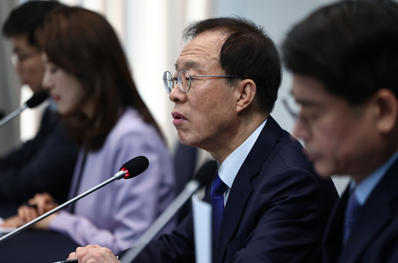 이석연 국민통합위원회 위원장, 관훈클럽 초청 토론회 참석