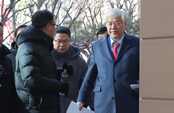 전광훈, 서부지법 난동 사태 선동 혐의 영장실질심사 출석