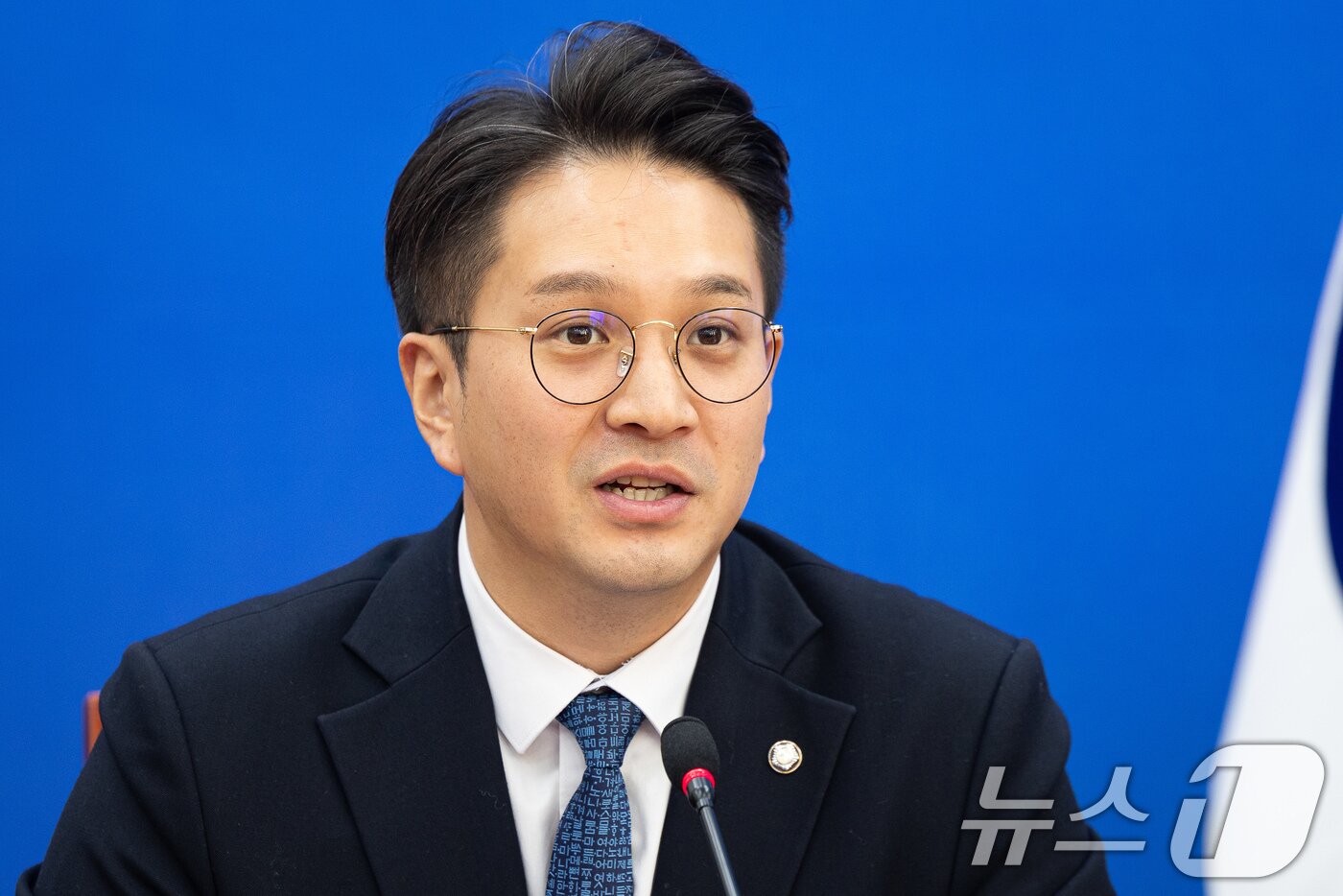 본문 이미지 - 전용기 더불어민주당 원내소통수석부대표. 2026.1.13 ⓒ 뉴스1 유승관 기자