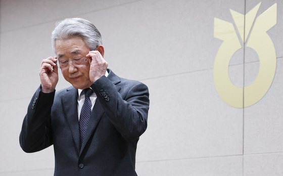 강호동 농협회장, 특감 지적에 대국민 사과