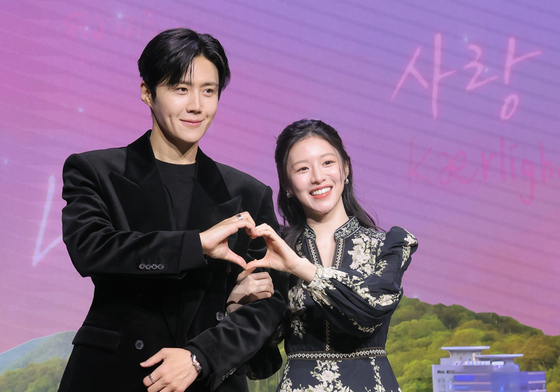 '이사랑통역되나요' 김선호 "6개 국어 능통 다중언어 통역사…4개월 공부"