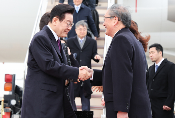 일본 도착한 이재명 대통령