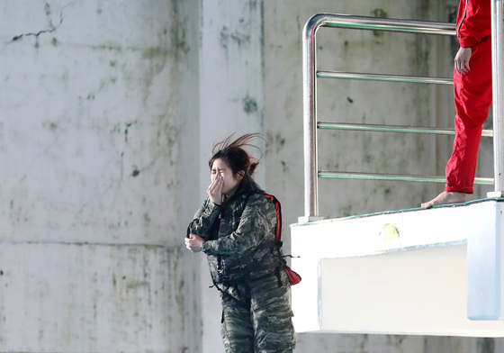 '겨울 해병대 캠프' 이함훈련