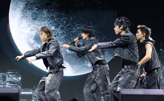 롱샷, 케이팝 초대형 신인