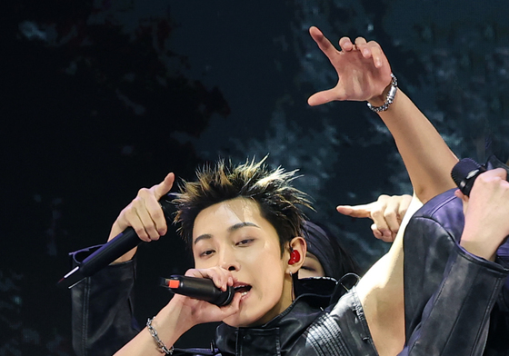 롱샷 륫, 박재범이 키운 아이돌