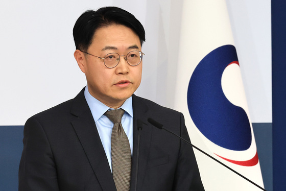 정례브리핑 하는 이문배 외교부 부대변인