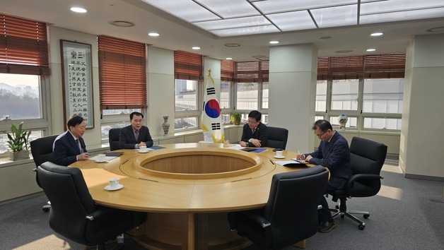 "행정통합 후에도 교육감 선출 현행대로"…대전·충남교육감 건의