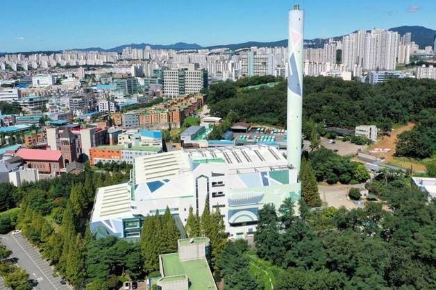'쓰레기 직매립 금지' 충격파 있지만…수원 영통소각장 이전은 '순조'