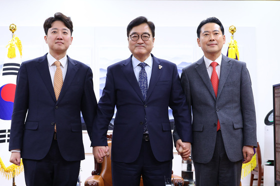 장동혁·이준석, 의장실 항의 방문…"15일 2차특검 상정 막아달라"