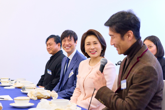 김혜경 여사, 재일 한국계 예술인 간담회