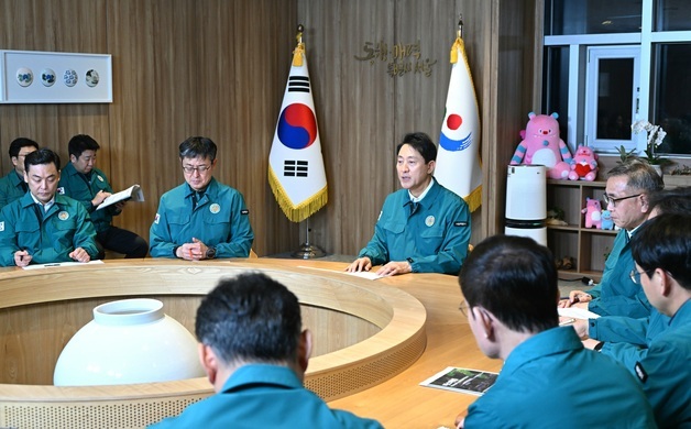 오세훈 "노사, 협상 테이블 돌아와야"…'버스 파업' 긴급 대책회의