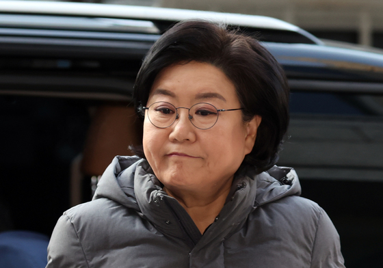 굳은 표정의 이혜훈 후보자